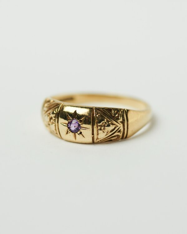 Gold ring with diamant